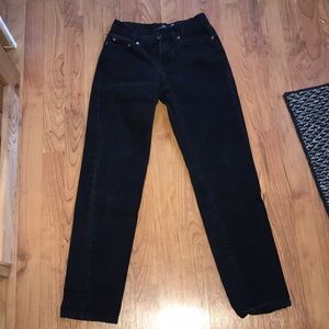 JORDACHE LOW RISE JEANS